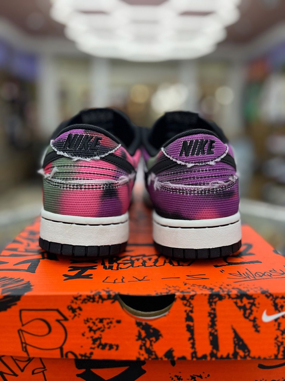 Nike Dunk Low Graffiti Pink - Used/Worn