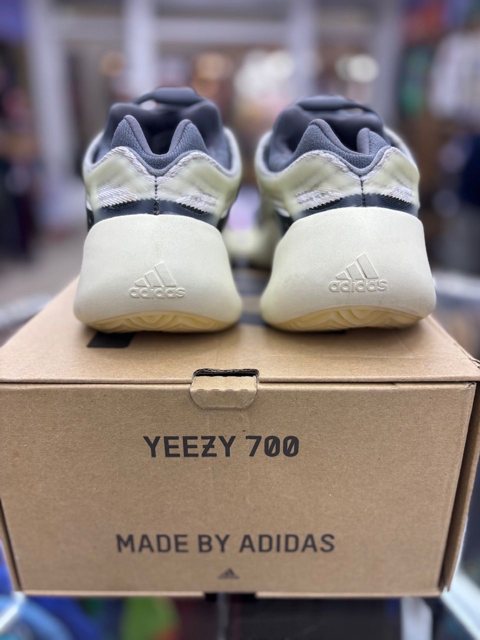 adidas Yeezy 700 V3 Fade Salt - Used/Worn