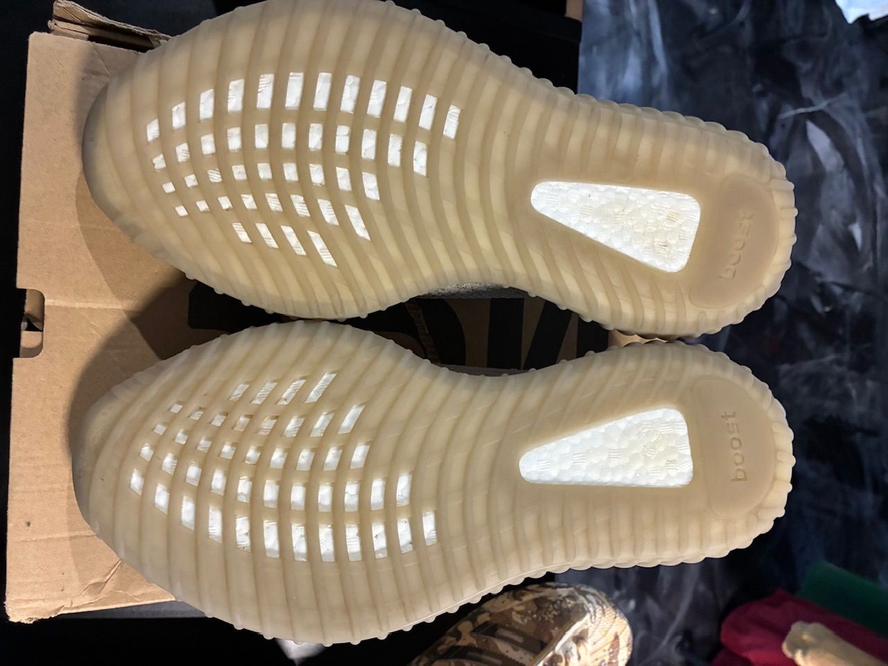 adidas Yeezy Boost 350 V2 Slate - Used/Worn