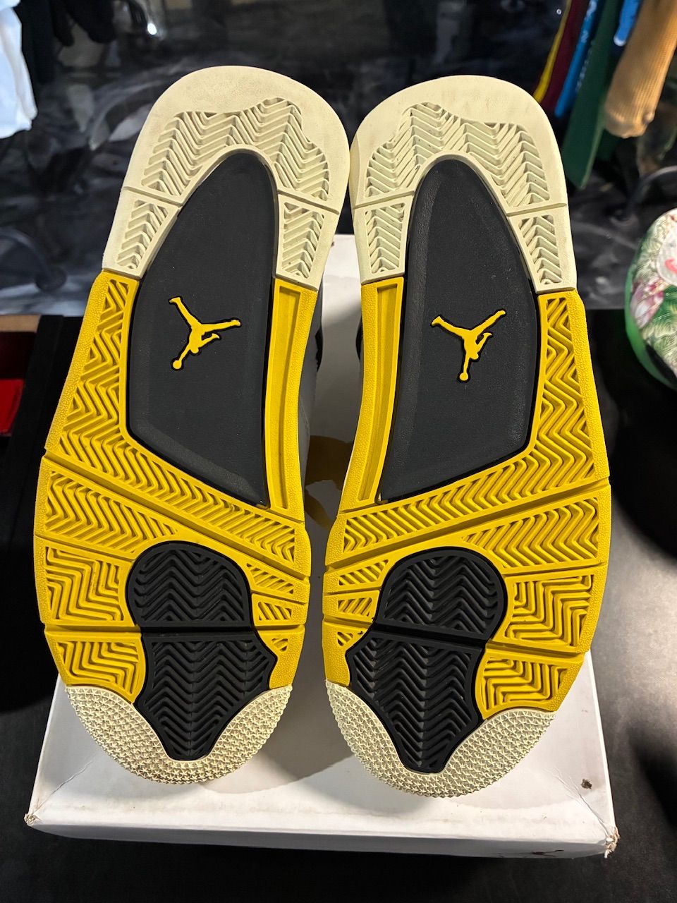Jordan 4 Retro Vivid Sulfur (Women's) - Used/Worn