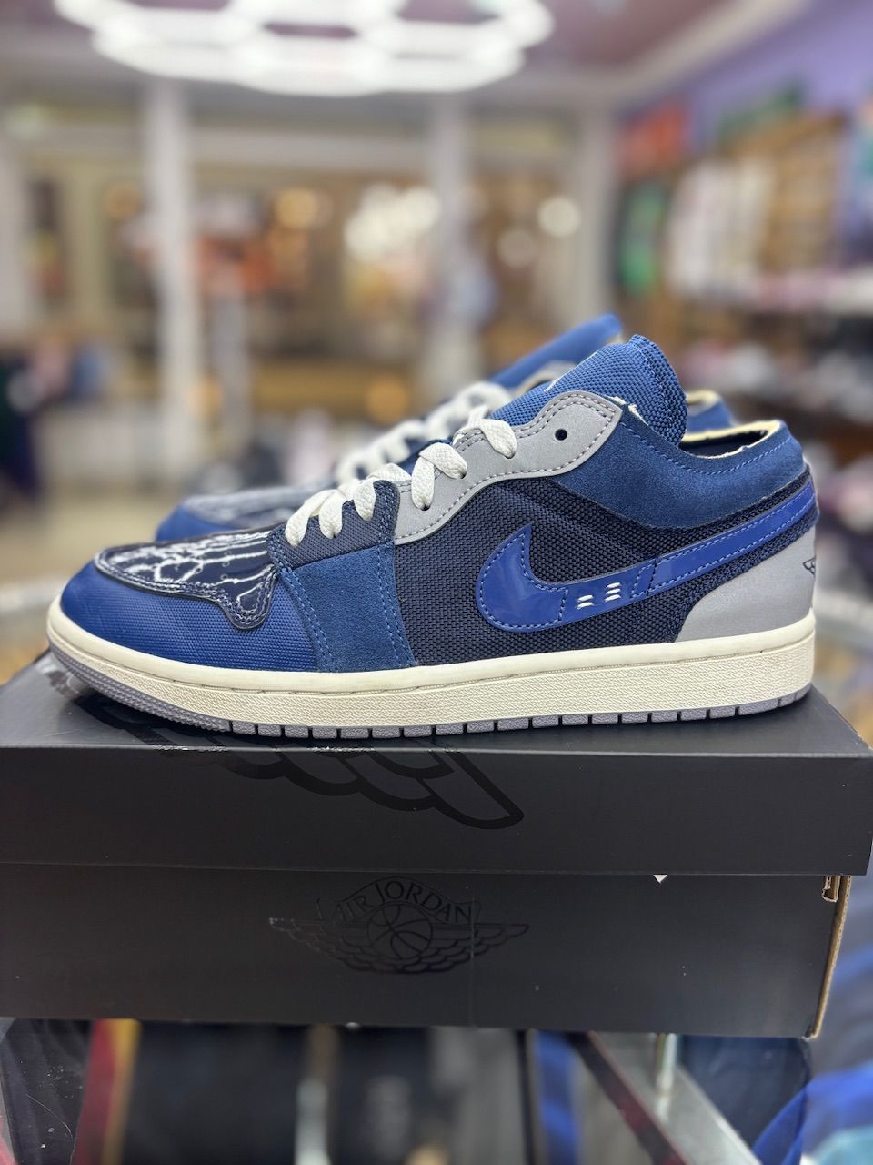 Jordan 1 Low SE Craft Obsidian French Blue Ashen Slate White - Used/Worn
