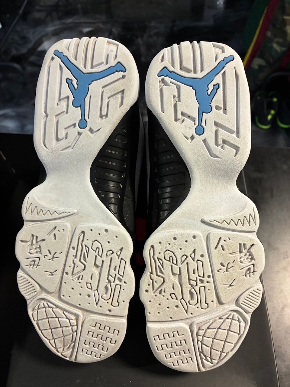Jordan 9 Retro University Blue (GS) - Used/Rep Box