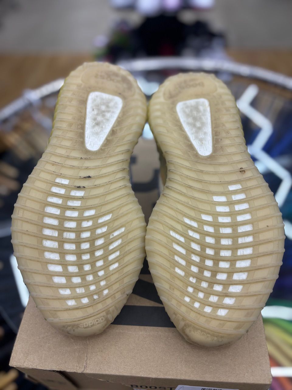 adidas Yeezy Boost 350 V2 MX Oat - Used/Worn