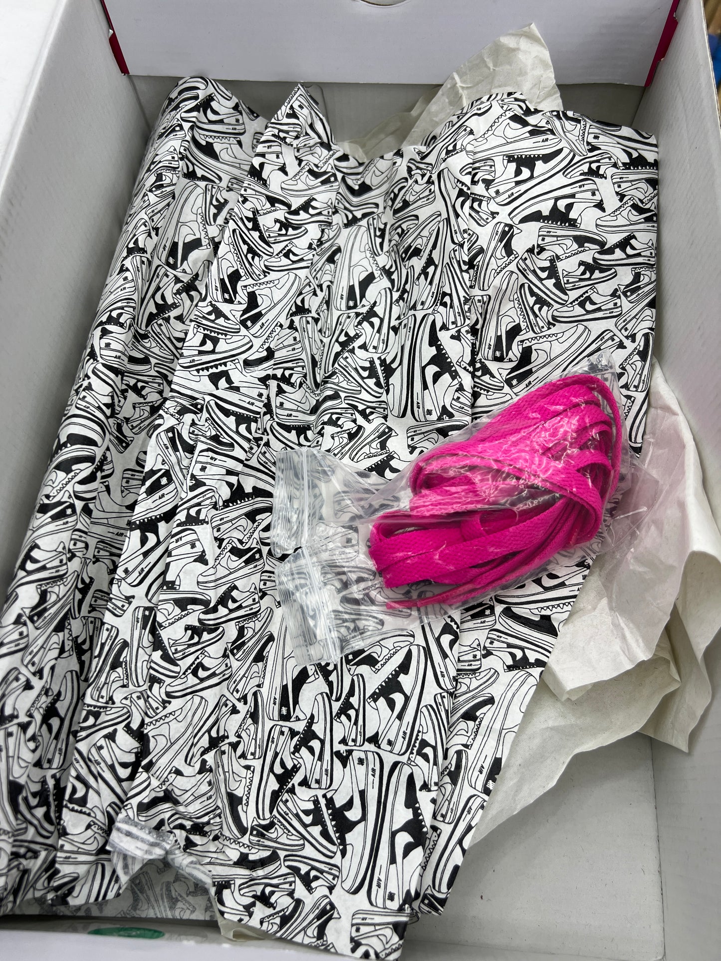 Nike Air Force 1 Low SP Undefeated Multi-Patent Pink Prime - Used/Worn