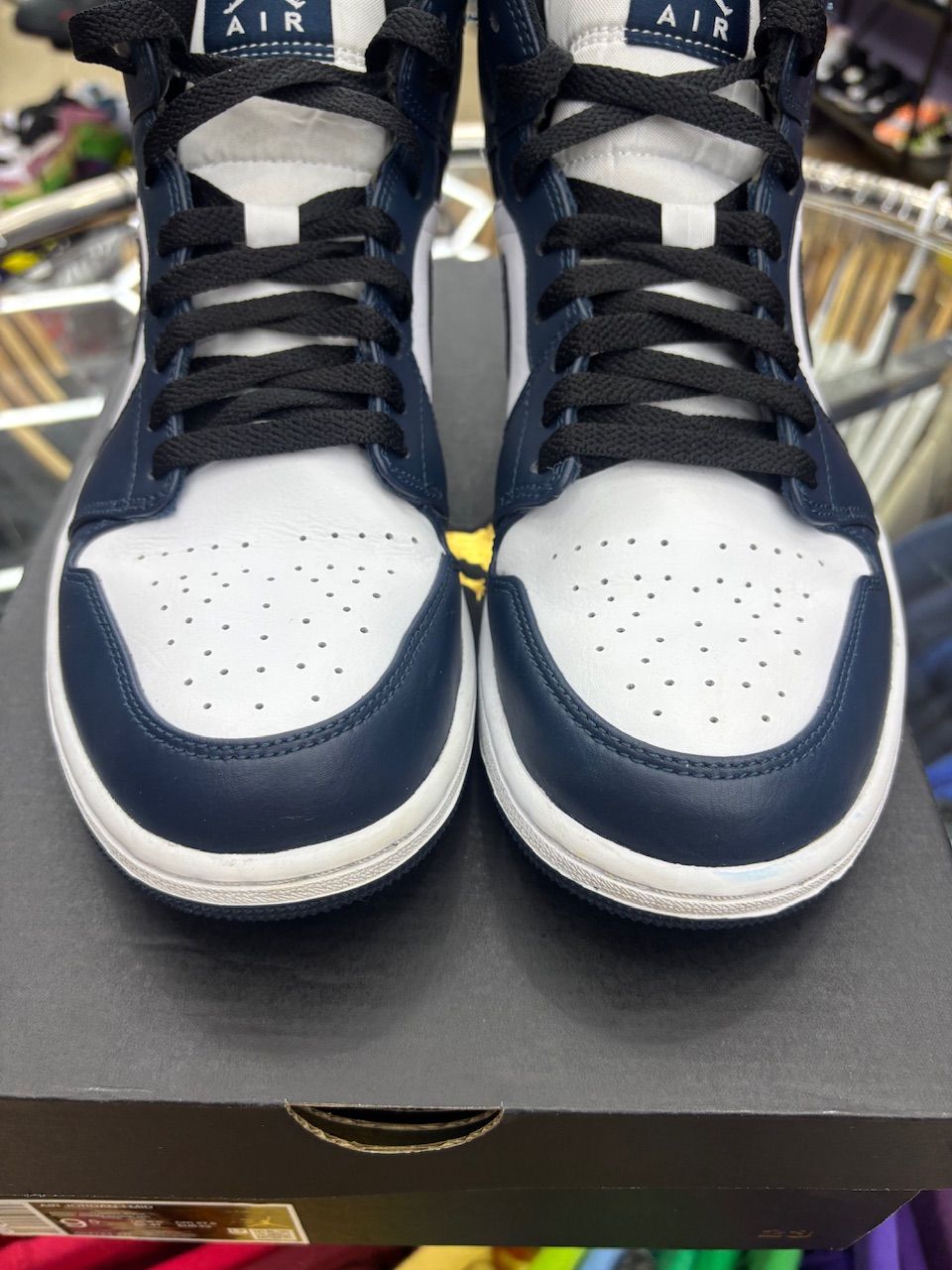 Jordan 1 Mid Armory Navy - Used/Worn