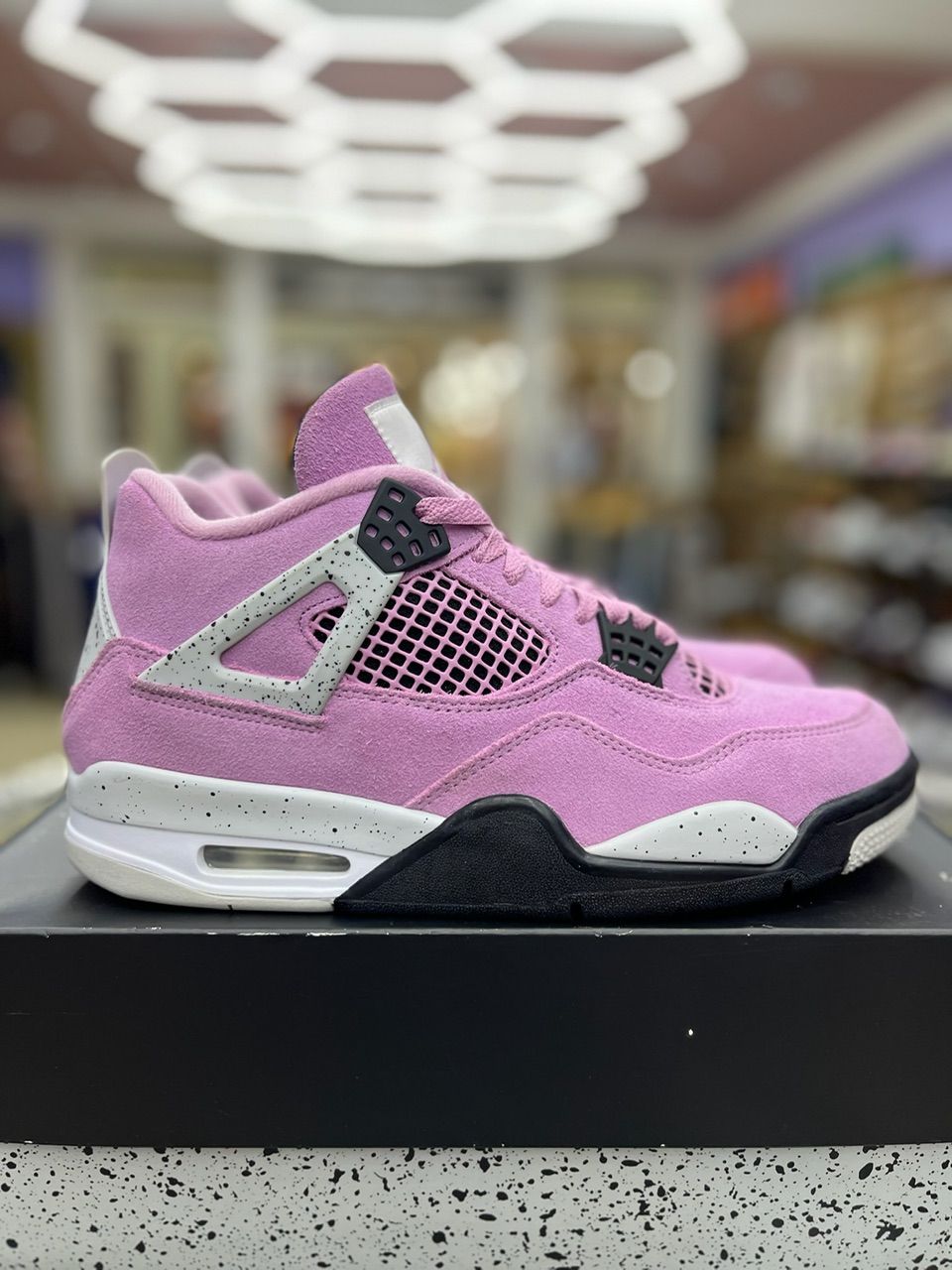 Jordan 4 Retro Orchid (Women's) - Used/Worn