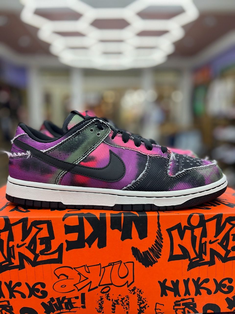 Nike Dunk Low Graffiti Pink - Used/Worn