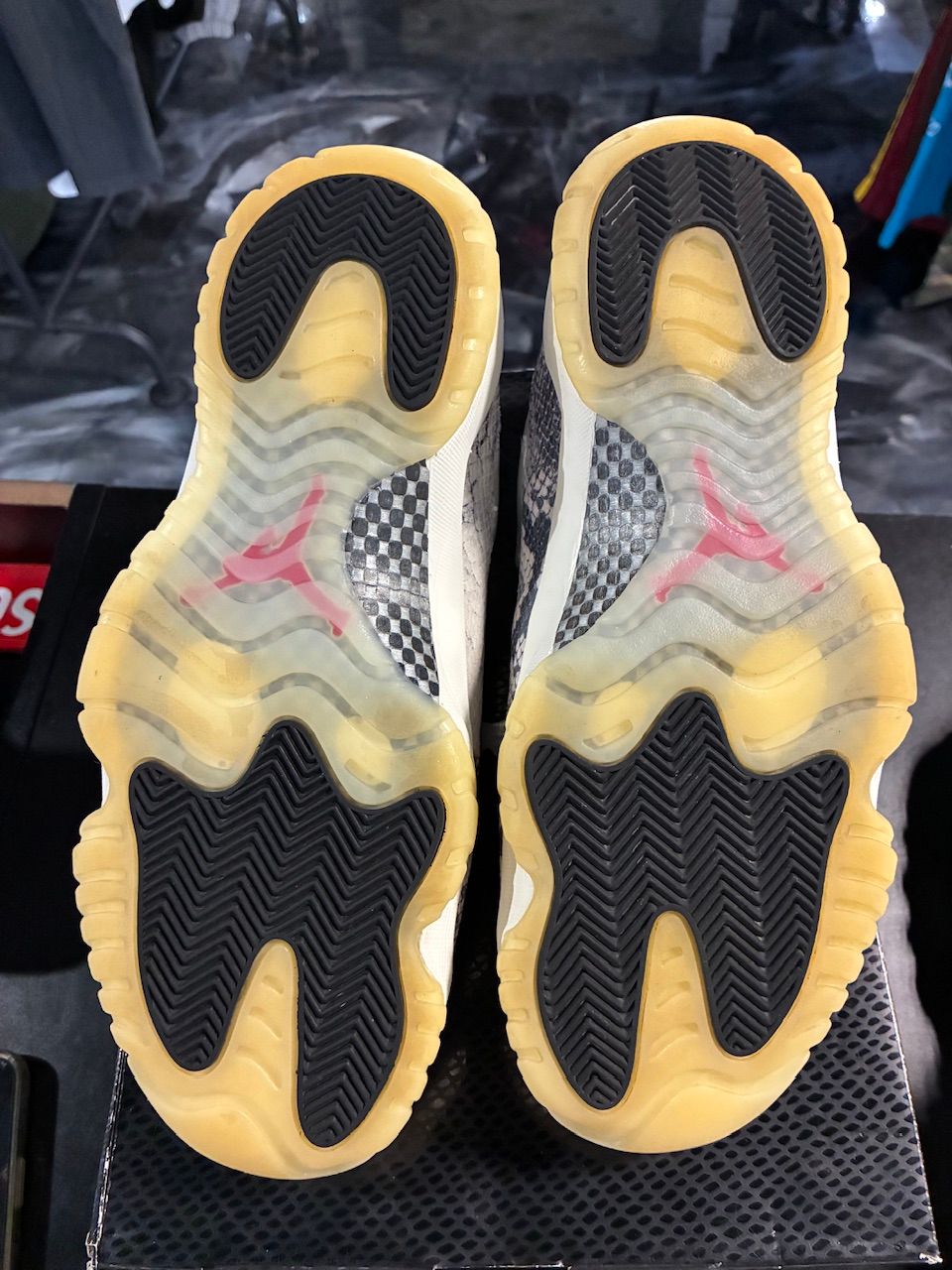 Jordan 11 Retro Low Snake Light Bone - Used/Worn