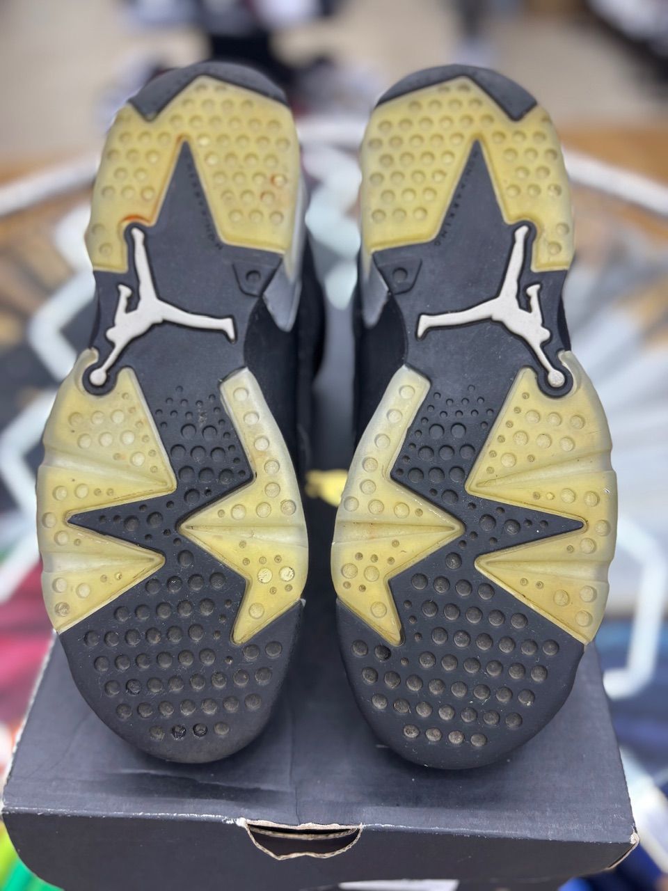 Jordan 6 Retro Chrome (GS) - Used/Worn
