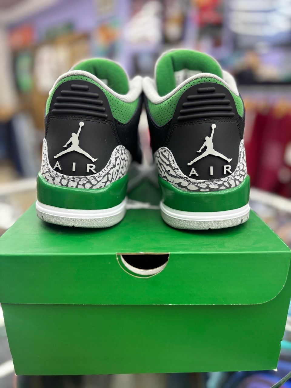 Jordan 3 Retro Pine Green - Used/Worn