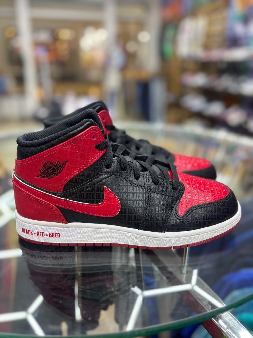 Jordan 1 Mid Bred Text (GS) - No Box/Used