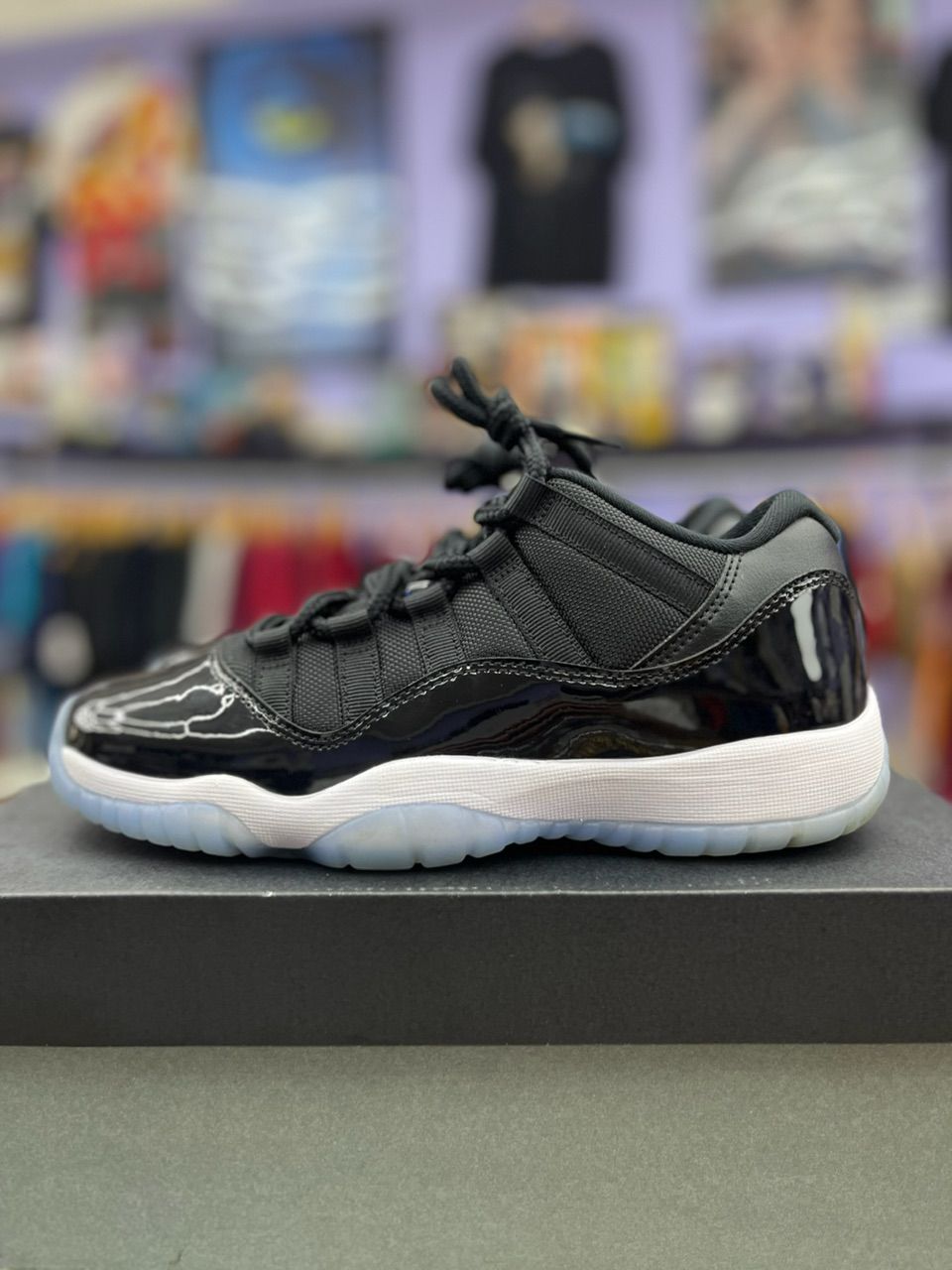 Jordan 11 Retro Low Space Jam (GS) - Used/Worn