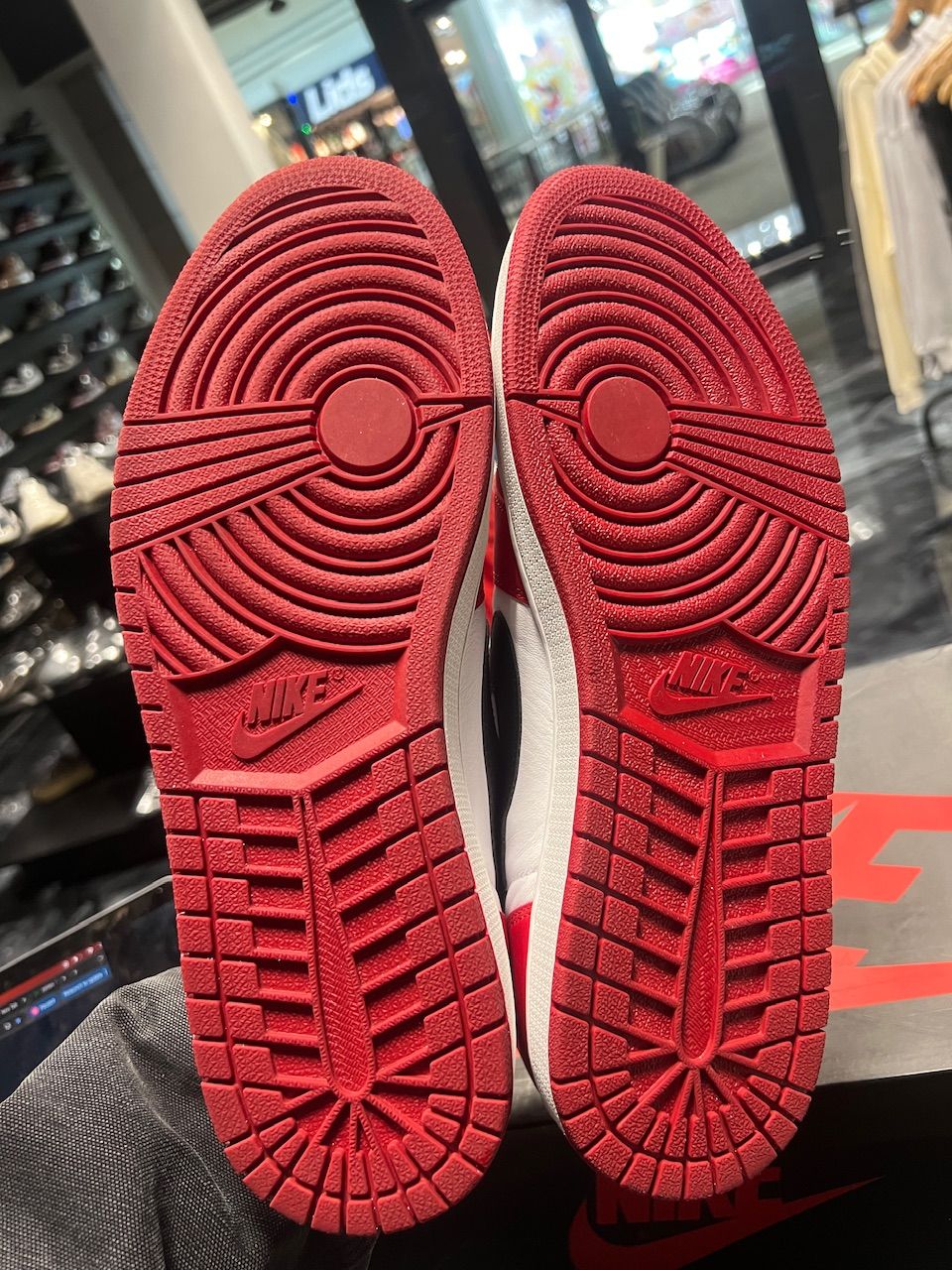 Jordan 1 Retro Low Chicago (2016) - Used/Worn