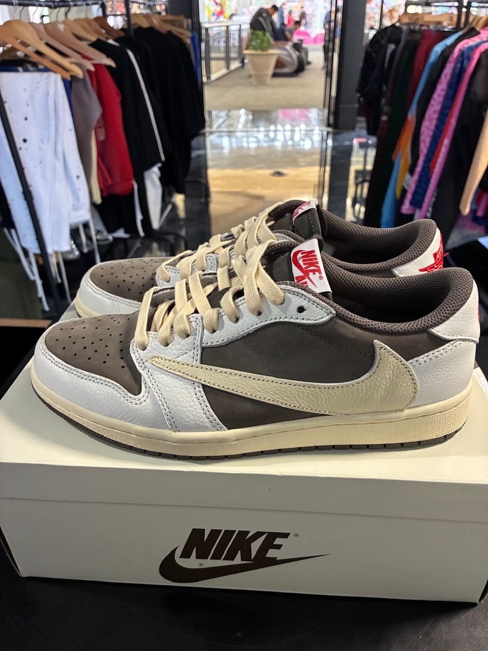 Jordan 1 Retro Low OG SP Travis Scott Reverse Mocha - Used/Worn