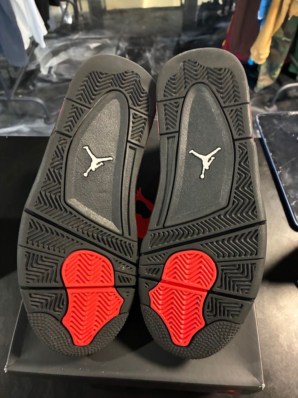 Jordan 4 Retro Red Thunder (GS) - Used/Worn
