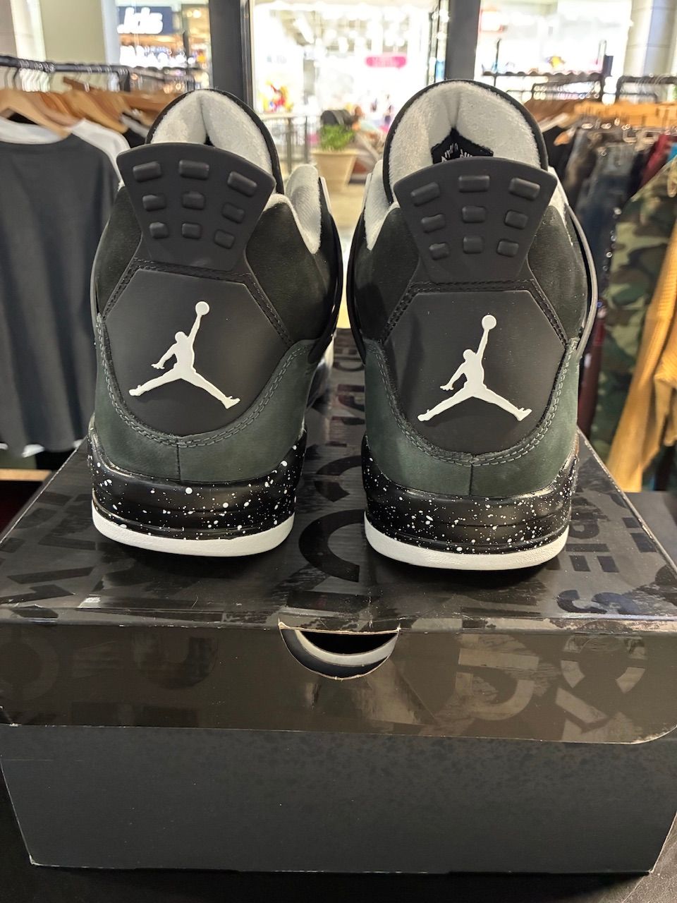 Jordan 4 Retro Fear (2024) - Used/Worn