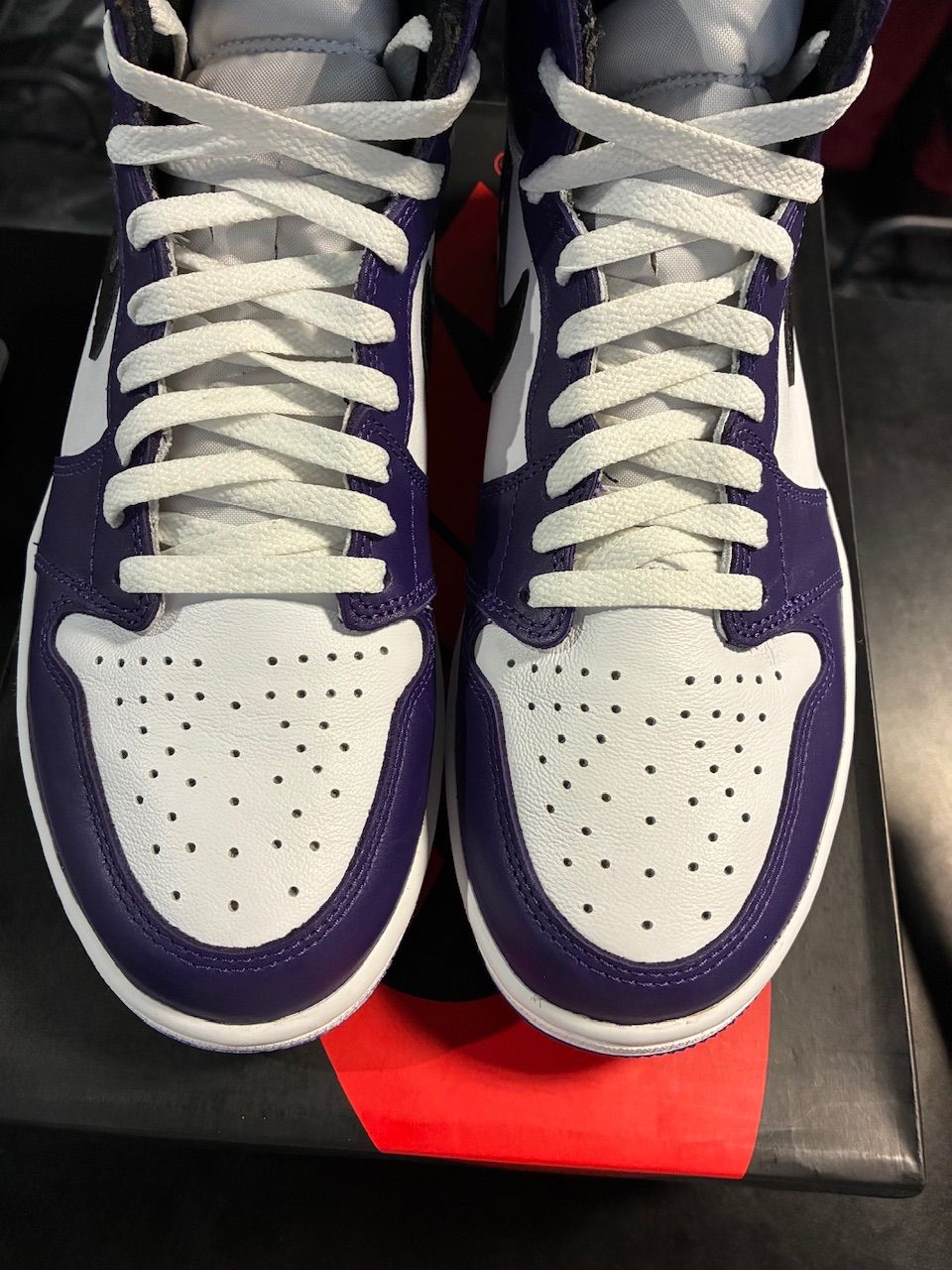Jordan 1 Retro High Court Purple White - Used/Worn