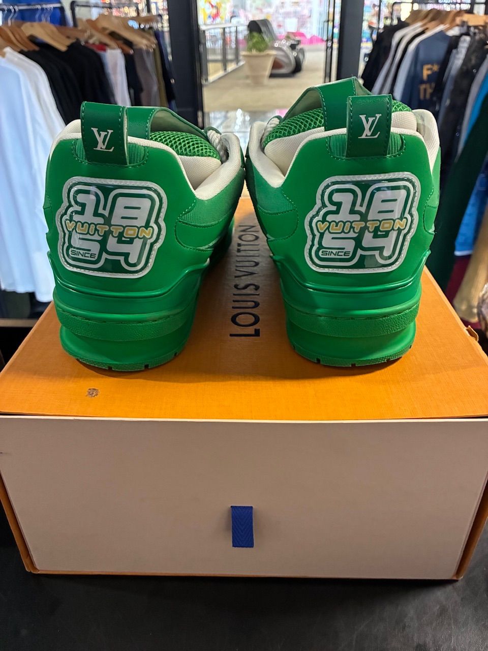 Louis Vuitton LV Skate Green White - Used/Worn