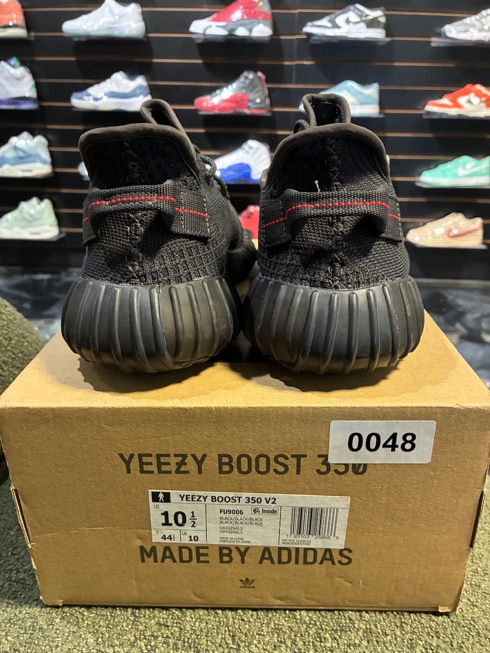 adidas Yeezy Boost 350 V2 Black (Non-Reflective) - Used/Worn