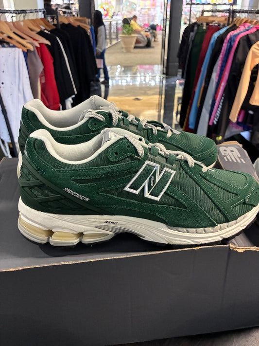 New Balance 1906R Nightwatch Green - Used/Worn