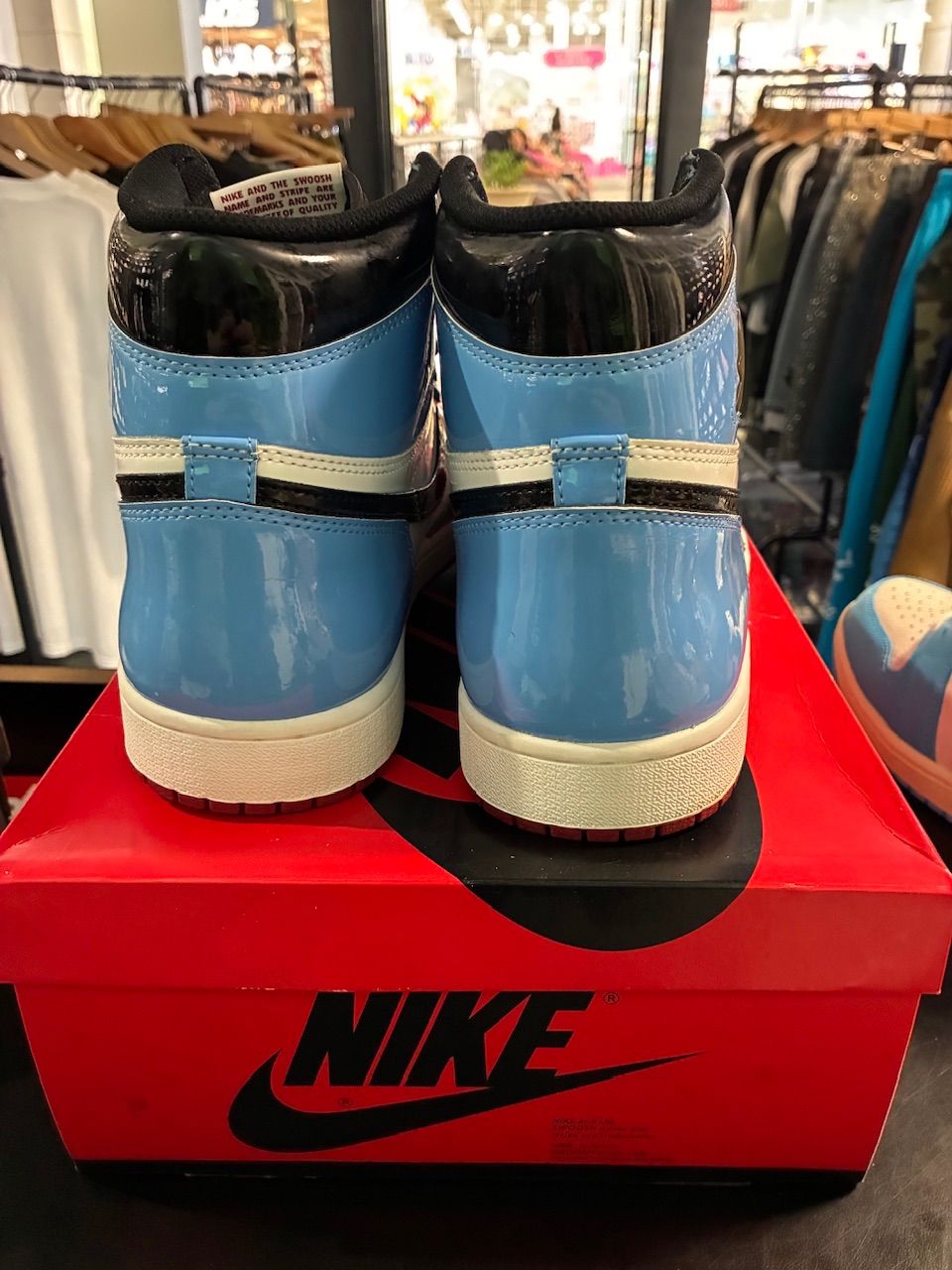 Jordan 1 Retro High Fearless UNC Chicago - Used/Worn