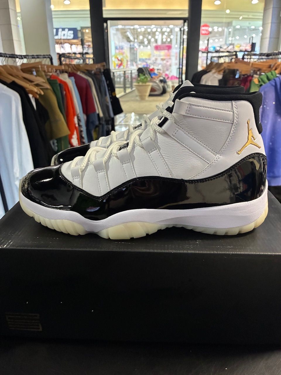 Jordan 11 Retro DMP Gratitude (2023) - Used/Worn