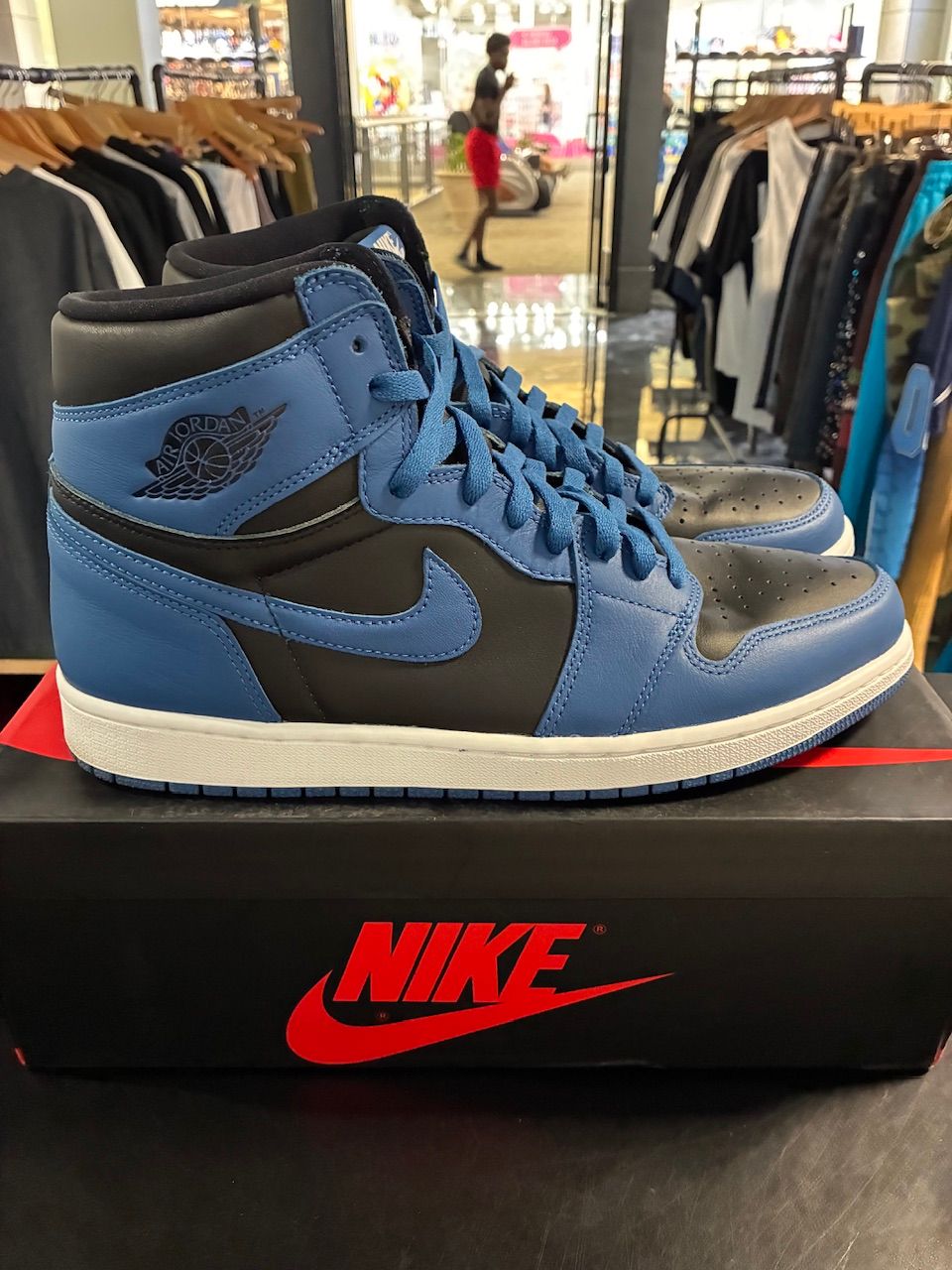 Jordan 1 Retro High OG Dark Marina Blue - Used/Worn