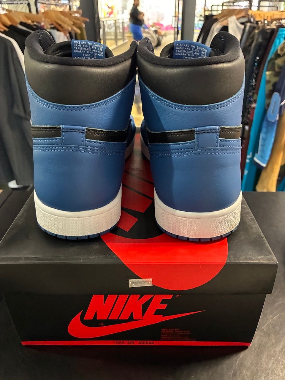 Jordan 1 Retro High OG Dark Marina Blue - Used/Worn