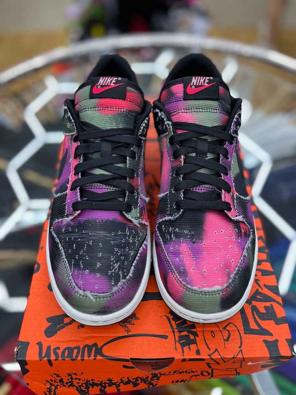 Nike Dunk Low Graffiti Pink - Used/Worn