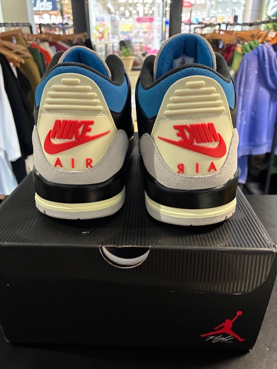 Jordan 3 Retro OG Rare Air - Used/Worn