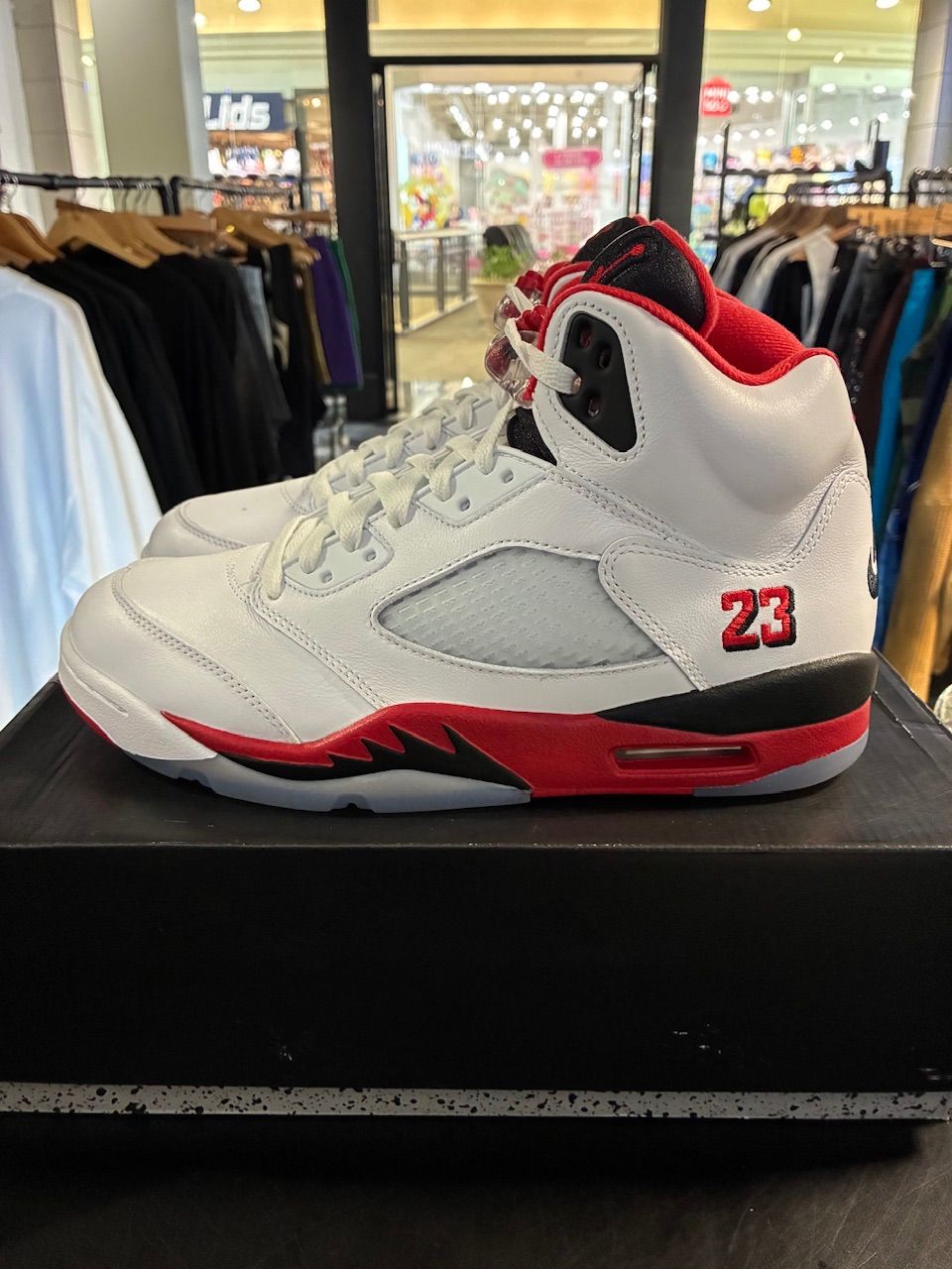 Jordan 5 Retro Fire Red Black Tongue (2025) - Used/Worn