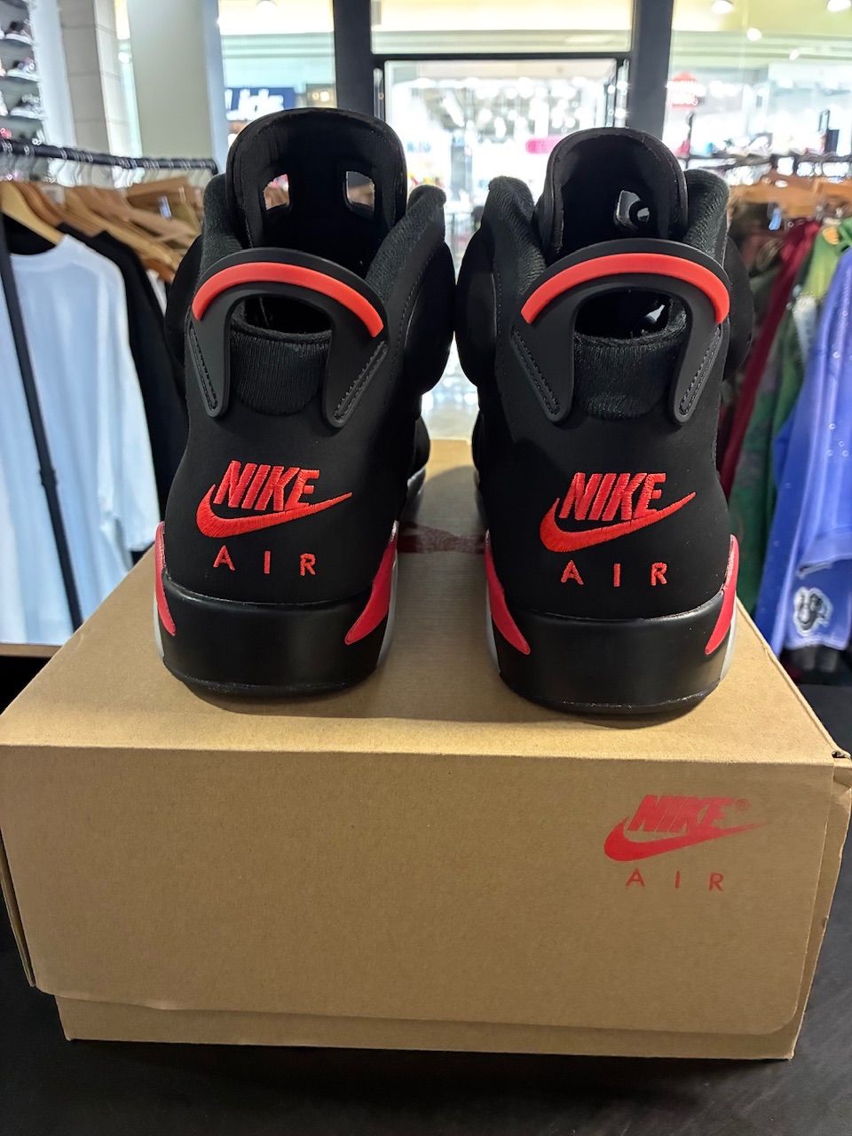 Jordan 6 Retro Reverse Infrared - Used/Worn