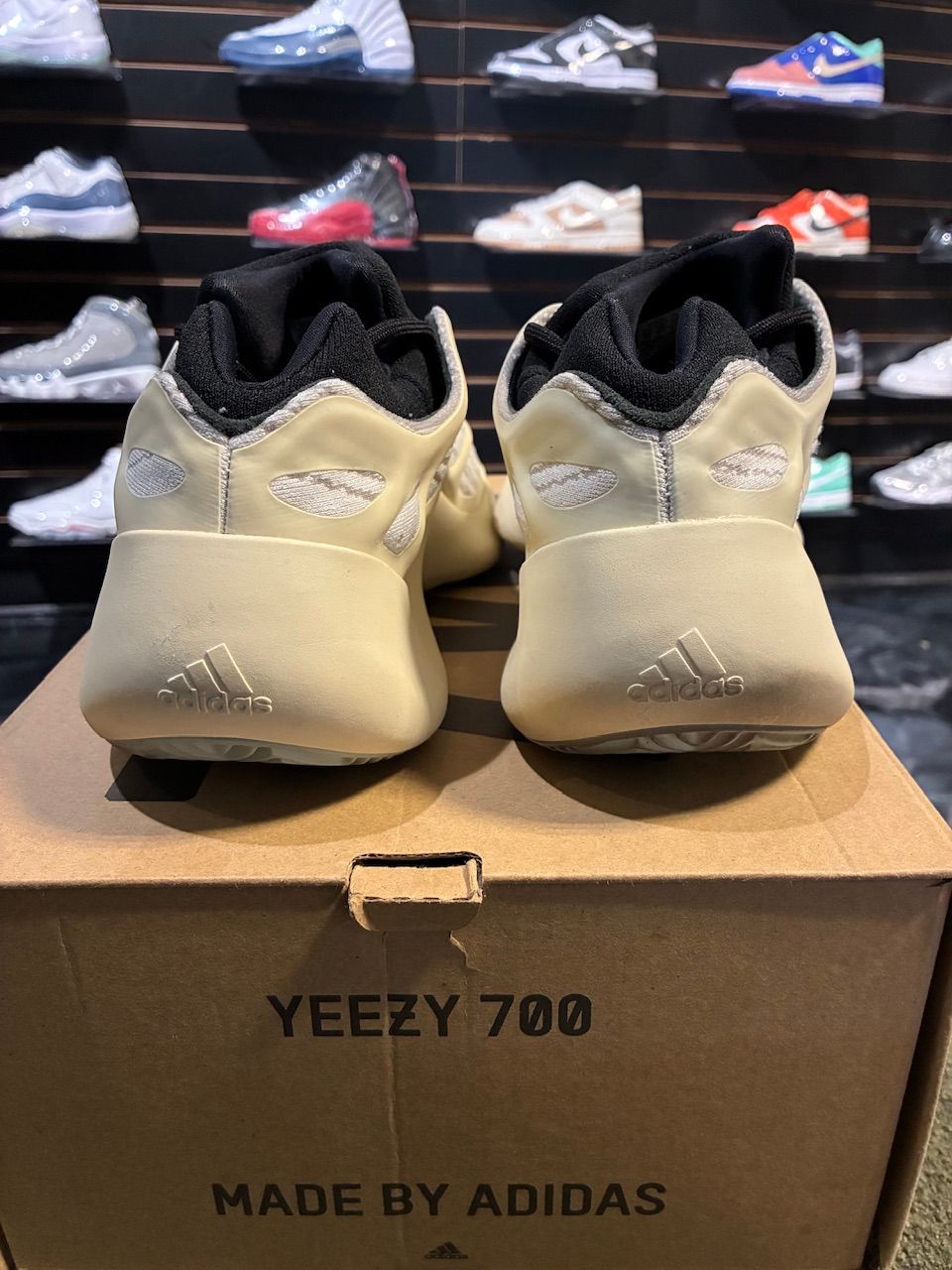 adidas Yeezy 700 V3 Azael - Used/Worn