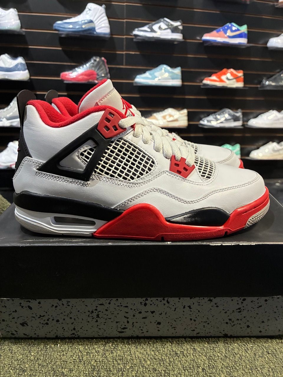 Jordan 4 Retro Fire Red (2020) (GS) - Used/Worn