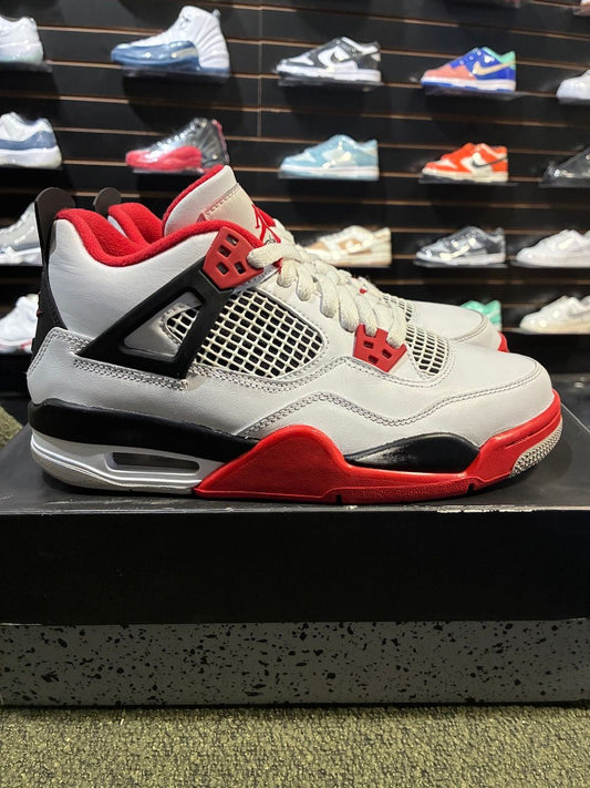 Jordan 4 Retro Fire Red (2020) (GS) - Used/Worn