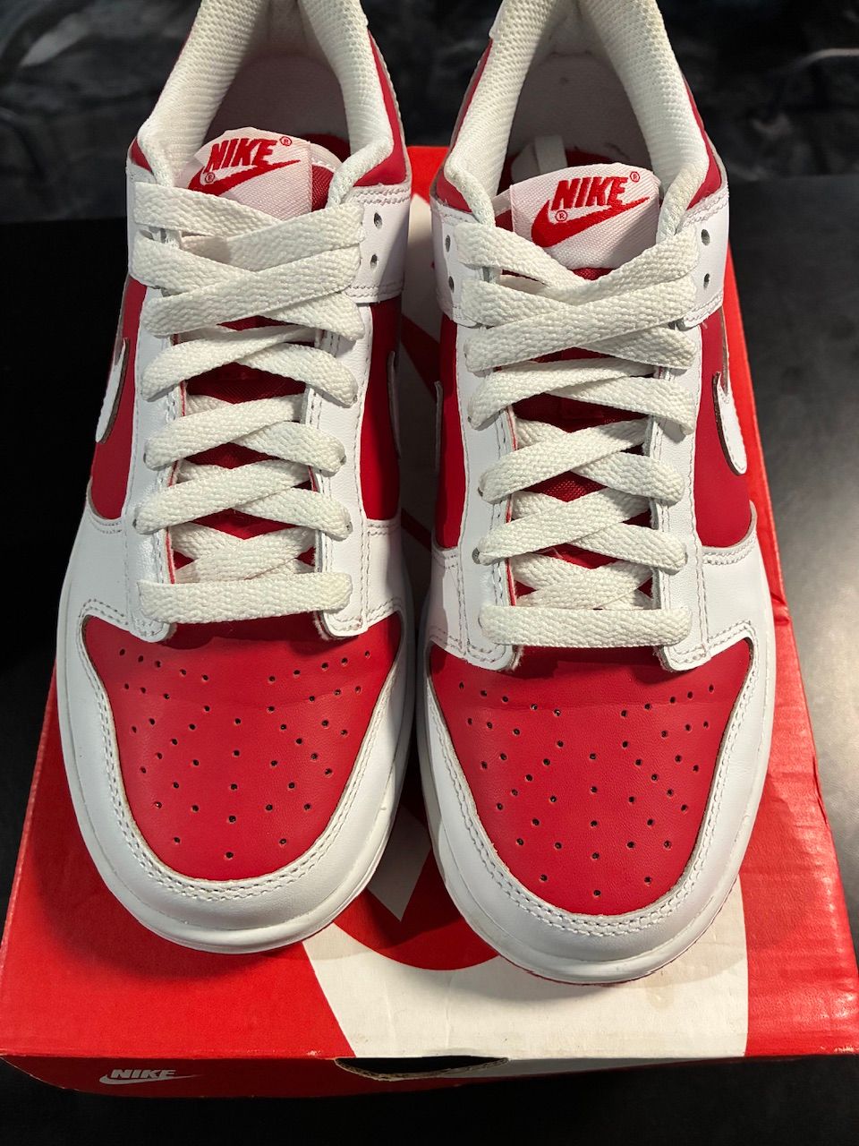 Nike Dunk Low Championship Red (GS) - Used/Worn