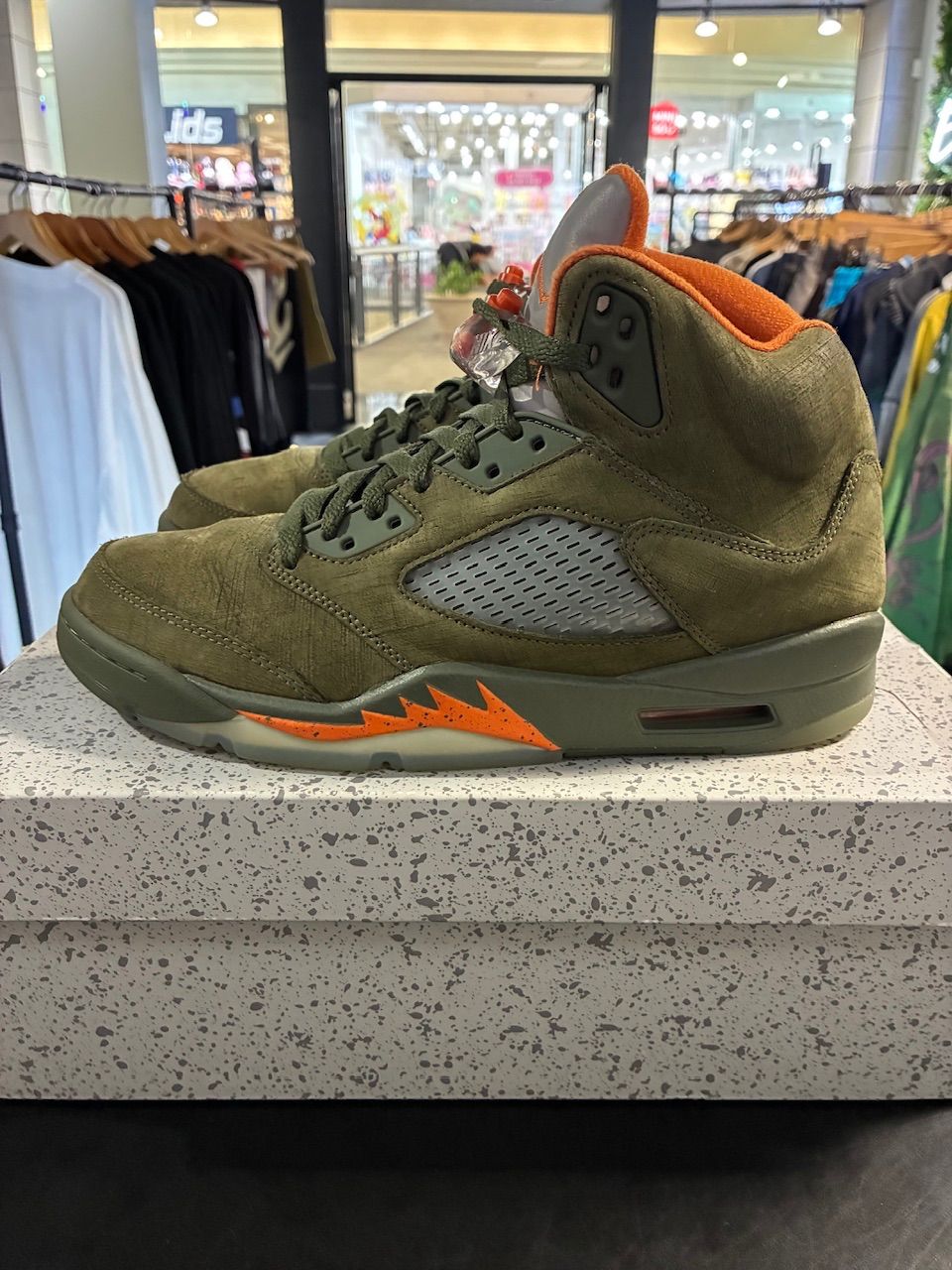 Jordan 5 Retro Olive (2024) - Used/Worn