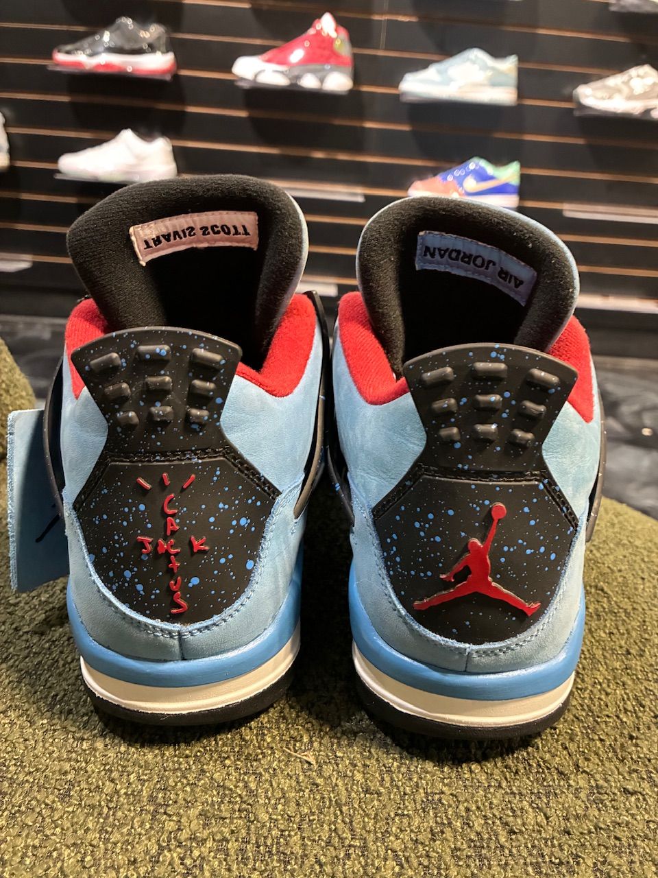 Jordan 4 Retro Travis Scott Cactus Jack - No Box/Used