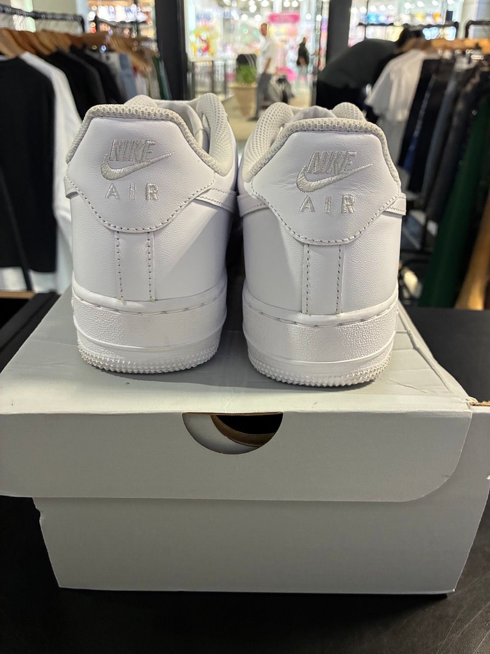 Nike Air Force 1 Low '07 White - Used/Worn