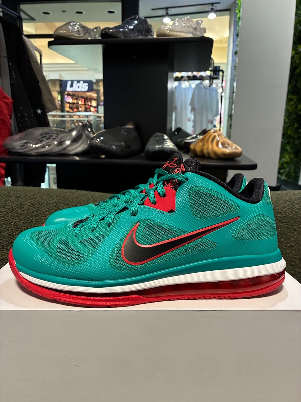 Nike LeBron 9 Low Reverse Liverpool - Used/Worn