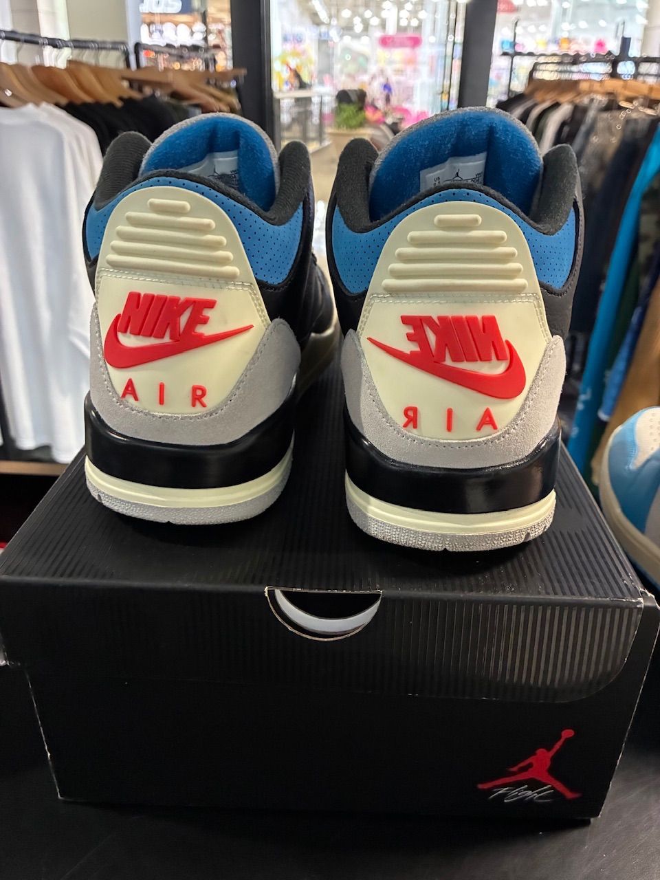 Jordan 3 Retro OG Rare Air - Used/Worn