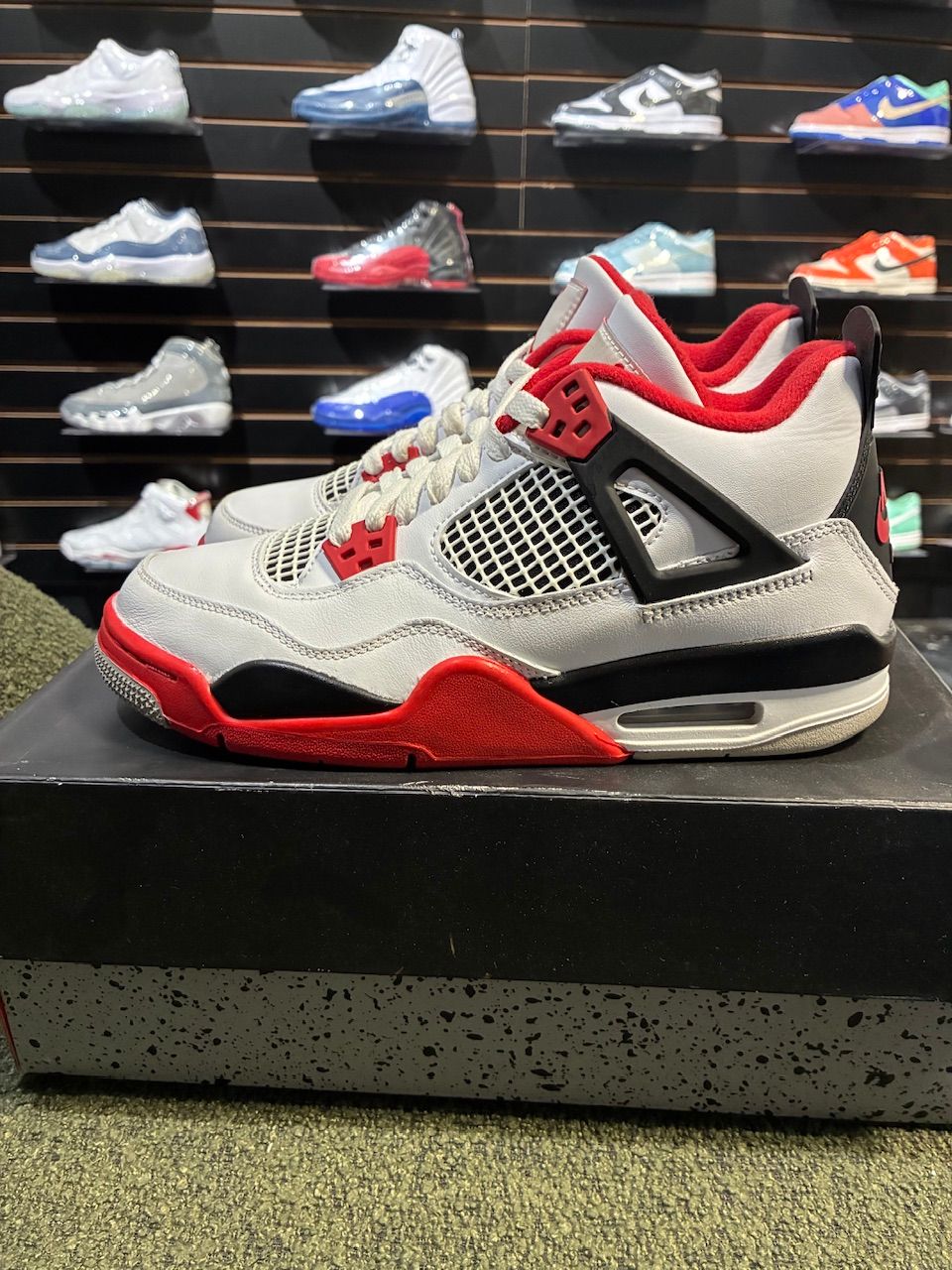 Jordan 4 Retro Fire Red (2020) (GS) - Used/Worn