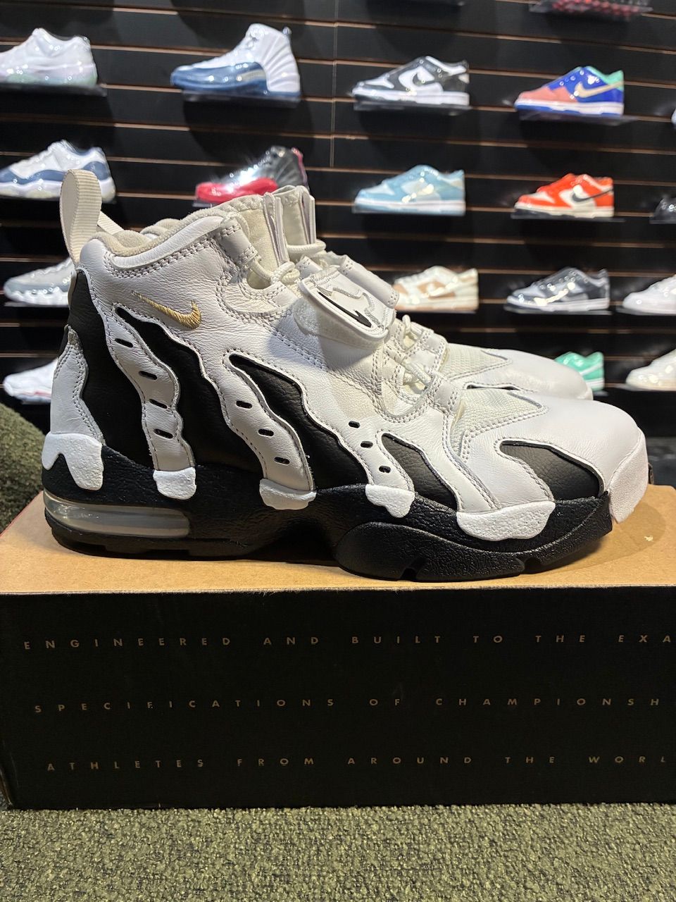 Nike Air DT Max '96 Colorado Away White Black - Used/Worn