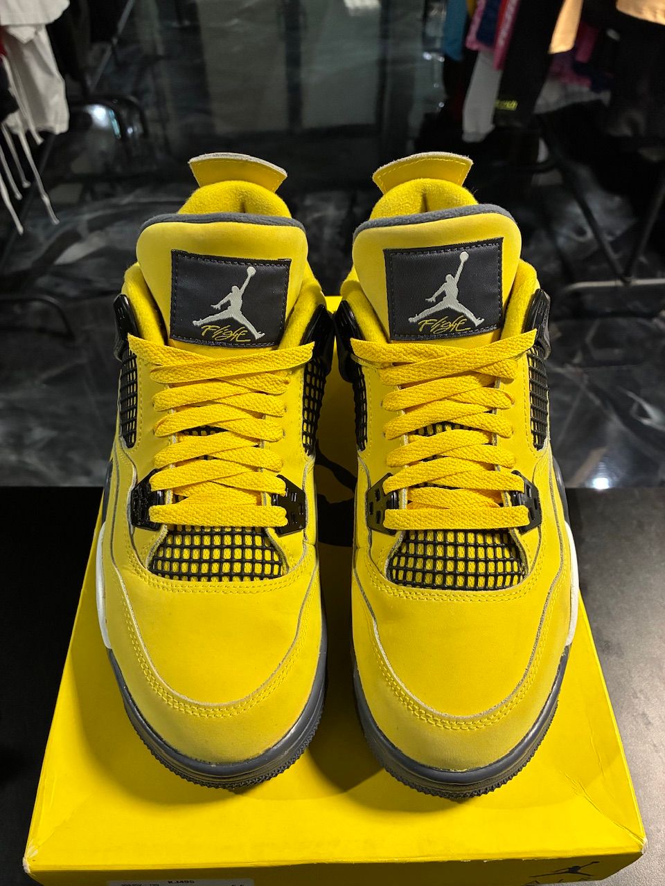 Jordan 4 Retro Lightning (2021) (GS) - Used/Worn