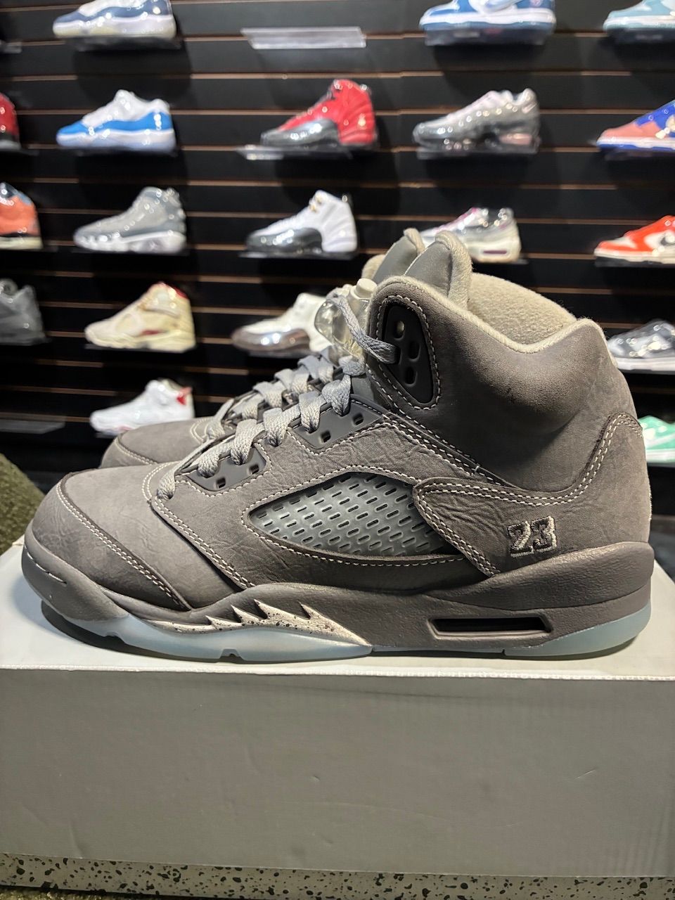 Jordan 5 Retro Wolf Grey (2026) (GS) - Used/Worn