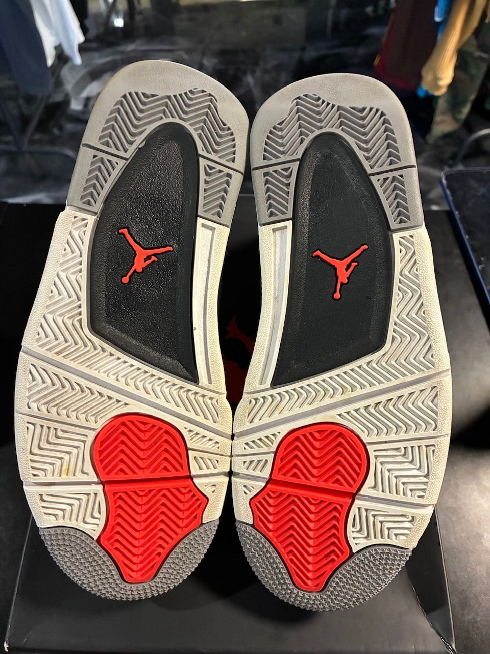 Jordan 4 Retro Infrared (GS) - Used/Worn