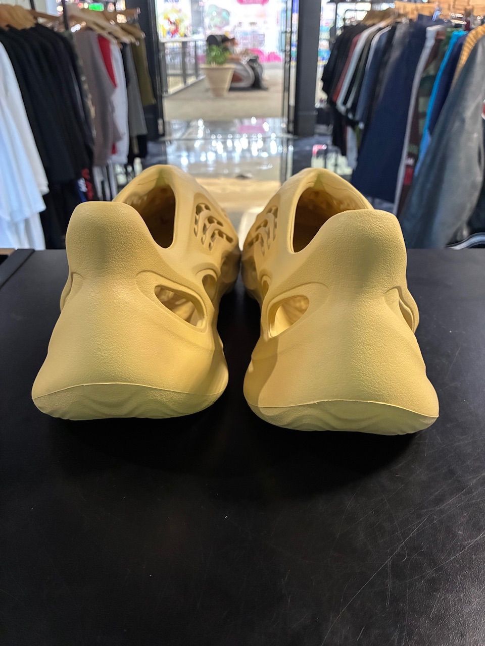 adidas Yeezy Foam RNR Desert Sand - No Box/Used