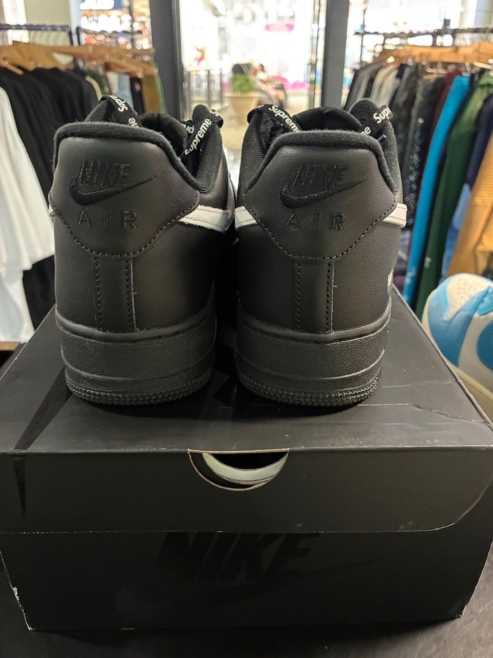 Nike Air Force 1 Low Supreme Black White - Used/Worn