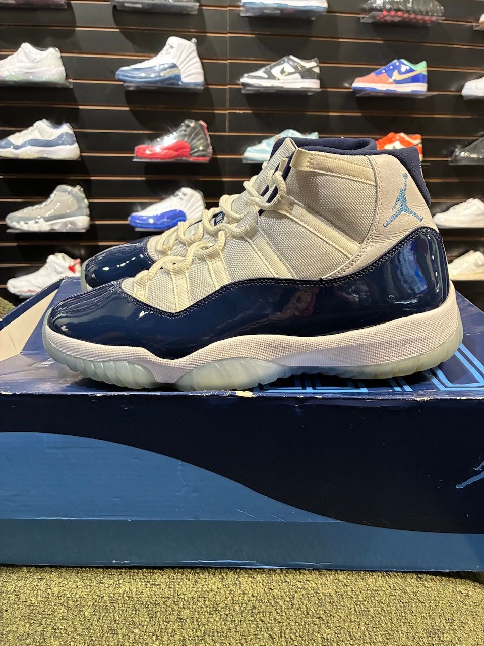 Jordan 11 Retro UNC Win Like 82 - Used/Worn