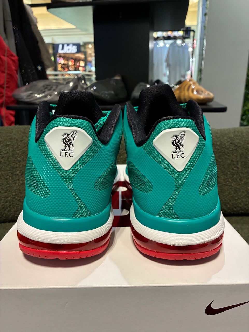 Nike LeBron 9 Low Reverse Liverpool - Used/Worn